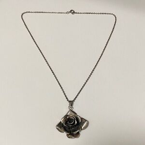 🩶TRADED🩶Sterling Realistic Rose Pendant Necklace